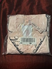 Victoria's Secret Women's Light Pink Satin Pajama Set Size XS New With Tags