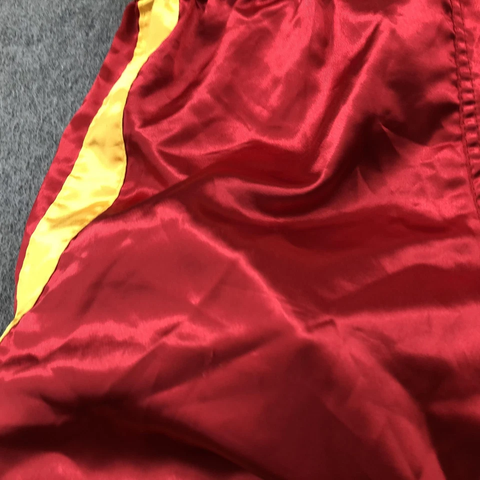 Shorts de boxe vintage Everlast masculino médio vermelho amarelo cetim baús feitos nos EUA anos 90 - Imagem 4 de 4