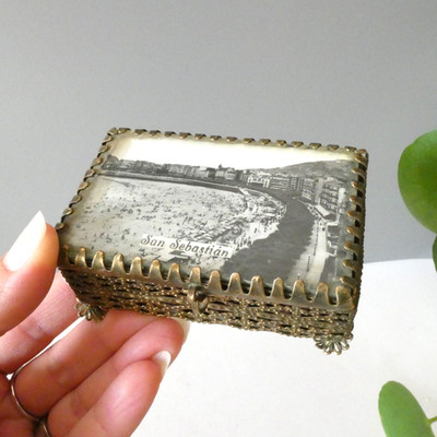 Messing Ormolu Schatulle Vintage Glas Klappdeckel Schmuckschmuck San Sebastian Spanien