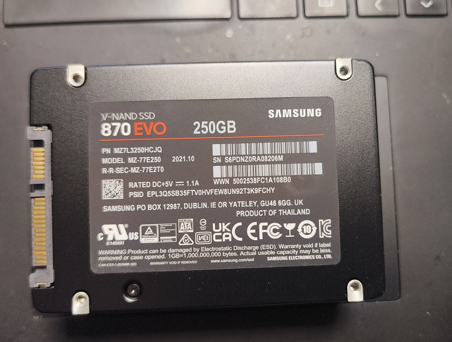 Samsung 870 EVO 250GB 2.5" SATA III Internal SSD (MZ-77E250B