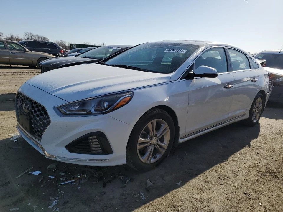 Used Front Lower Center Console fits: 2019 Hyundai Sonata floor AT US built w/re Foto 2 de 4