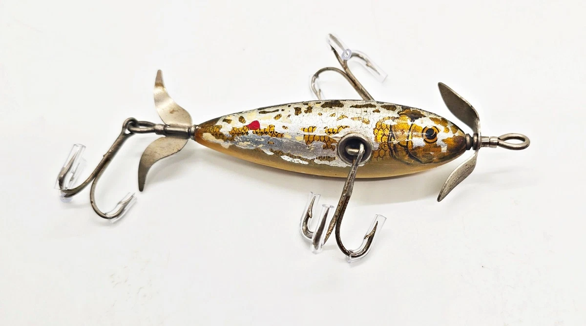 1920s antler fishing lures Antique SOUTH BEND SURF-ORENO Wood Lure RED WHITE Toad Tackle The text assesses an individual lures quality Garland Bros. Cork-Head Minnow Fishing