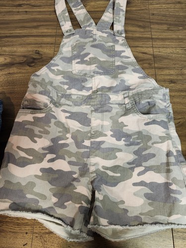 3 Pairs Of Girls Overalls Size 14 Levis And More - Picture 6 of 11