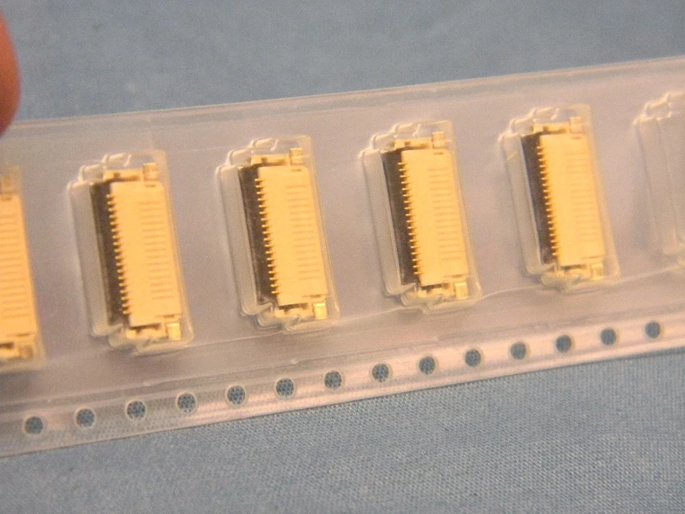 Carretel de 1500 Omron XF2M-1815-1A trava traseira rotativa conectores FPC 18 pinos passo 0,5 mm - Imagem 3 de 3