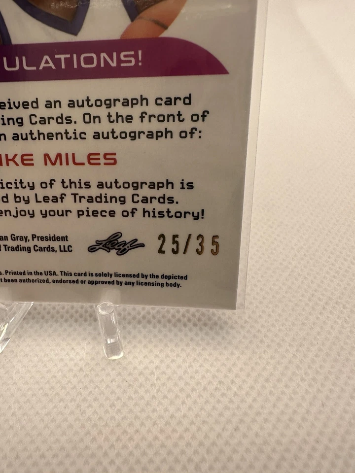 2022-23 Leaf Vivid Mike Miles Red Refractor Rookie Auto /35 - Image 4 of 4