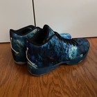 Picture 2 of 4