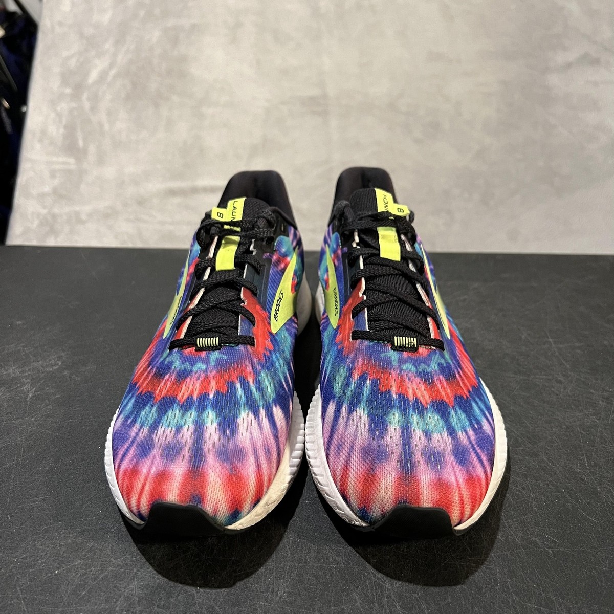 Men\'s BROOKS Launch‎ 8 Black / Rainbow / Multicolor Running Shoes Size 13 Brooks Launch 8 Running Shoes Mens Size 10.5 Tie Dye Rainbow  main image 3