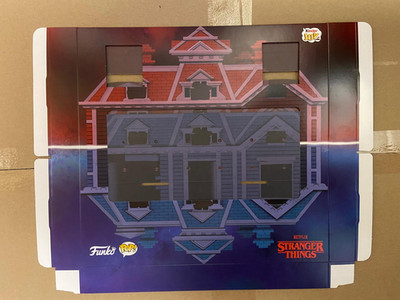 Kinder Joy Stranger Things Exklusive Figurenbox 2025
