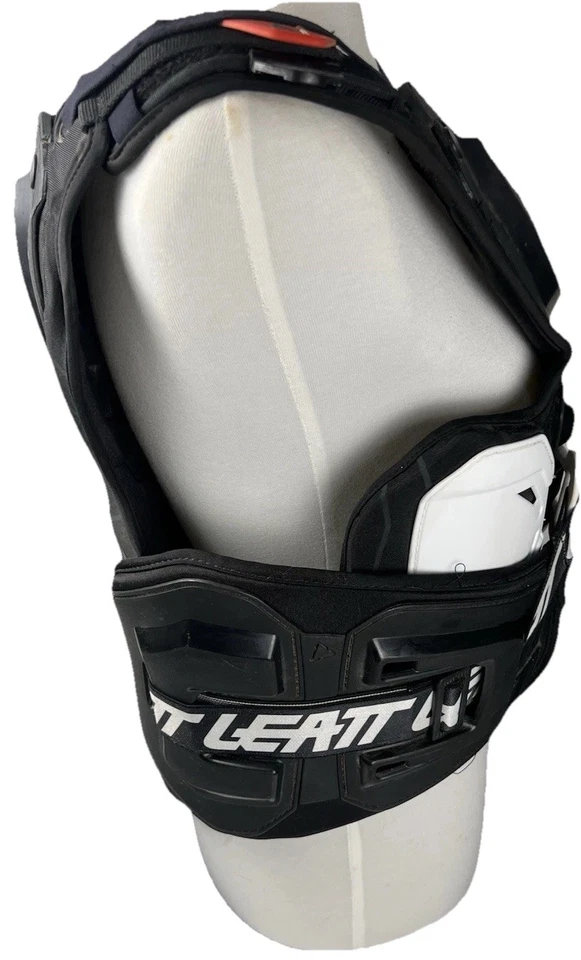 Protector de pecho Leatt 5.5 Pro HD negro motocross moto de cross armadura todo terreno Foto 3 de 4