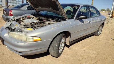 98-02 Oldsmobile Intrigue Driver Left Rear Knuckle Assembly Stub Axle With Hub