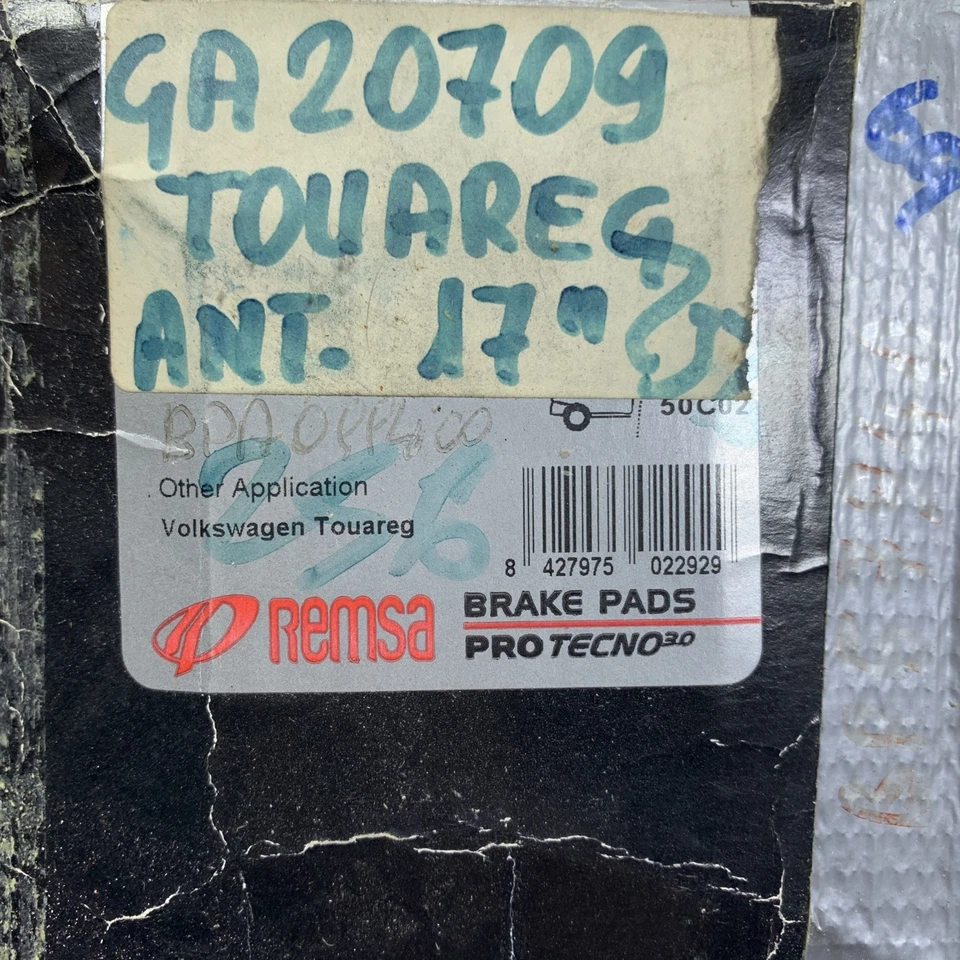 Kit pastiglie freno anteriori Vw Touareg 2002-2018 - Porsche Cayenne 2002-2010 - Immagine 3 di 3