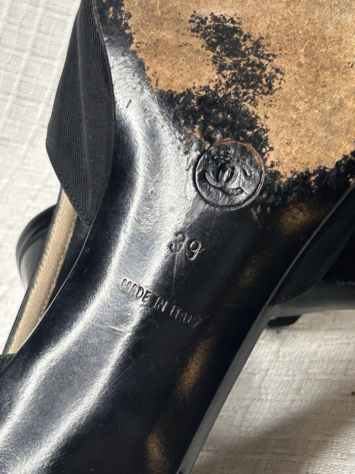 Chanel Vintage Cap Toe Slingback Pumps Navy Black Leather Heels 39 - Image 4 of 4