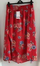 BNWT Yours Size 14 Red Floral Tulip Style Skirt 100% Viscose Elasticated Waist