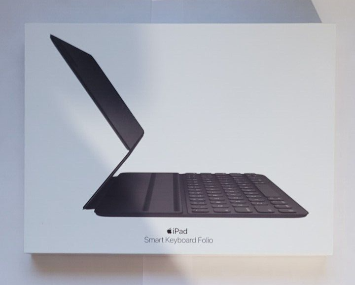 iPad本体 Apple iPad Air 4 Smart Keyboard Folio 51WvPa7Zg8L._AC_UF350,