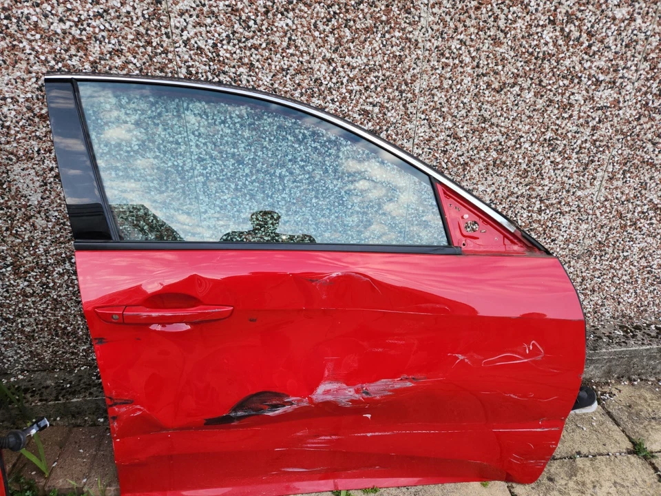 Honda Civic 2019 Complete Offside/Rhs Rear&Front Door RED Window Speaker Handle  - Image 3 of 4