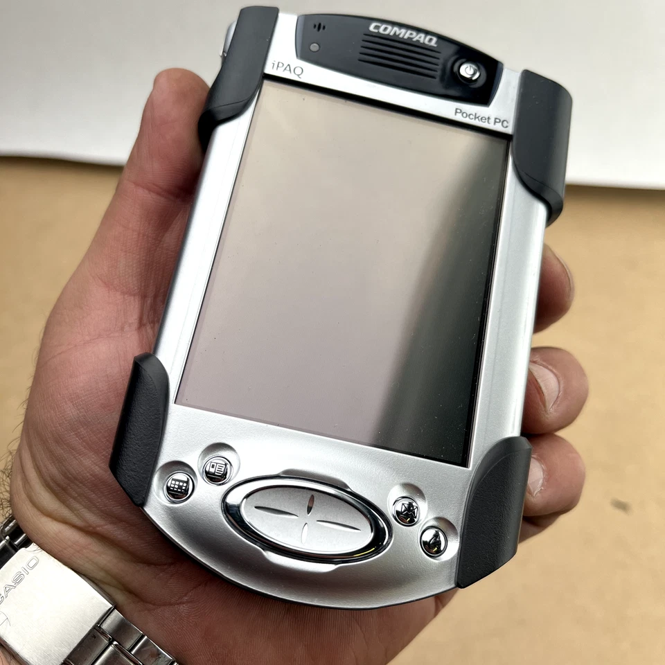 Compaq iPaq Pocket PC Handheld PDA + Pen - Bild 2 von 4