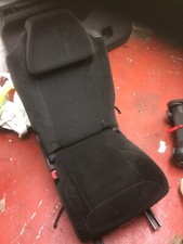 Citroen C4 Grand Picasso Exclusive   Rear Seat Middle Row Left Side Passenger