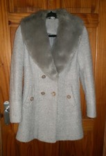 GREY COAT WITH FUR TRIM COLLAR SIZE 6
