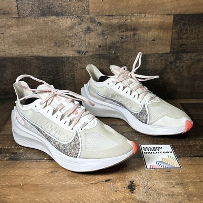 Nike Women's Zoom Gravity Summit White Running Shoes Sneakers Size US 9