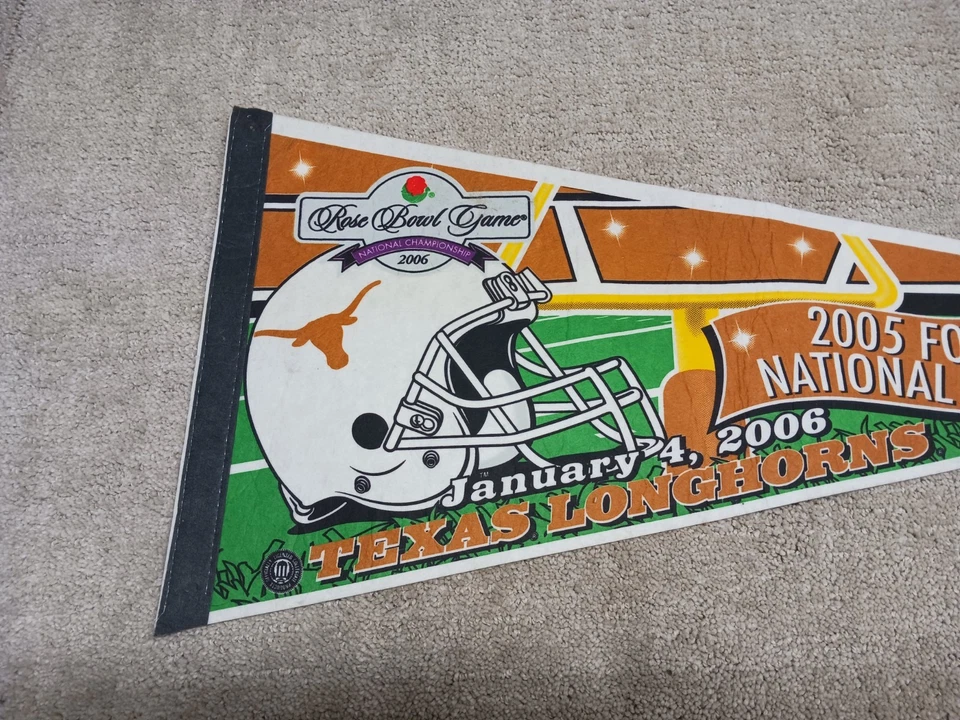 2006 TEXAS LONGHORNS NATIONAL FOOTBALL CHAMPIONS Rose Bowl Felt - Image 2 of 4