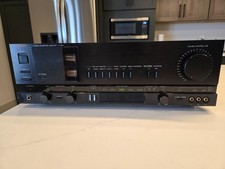 Luxman LV-105u Integrated Amp Hybrid Tube Very Good Condition Works Perfect