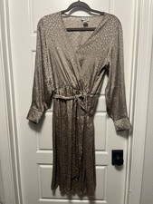 Alexa B Women’s Wrap Dress Taupe Color W/ Subtle Leopard Jacquard Pattern