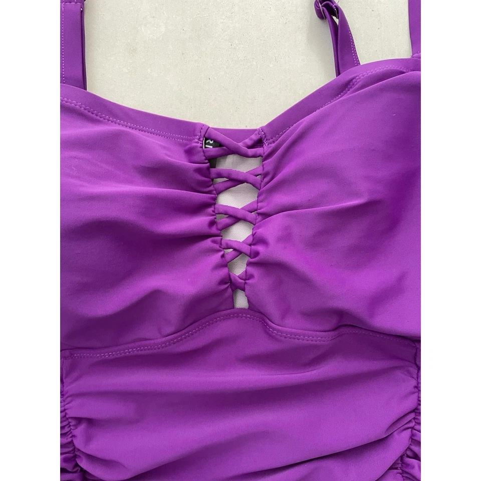 Traje de baño Torrid Swim para mujer talla 4X de una pieza fruncido con cordones traje de baño púrpura Foto 3 de 4