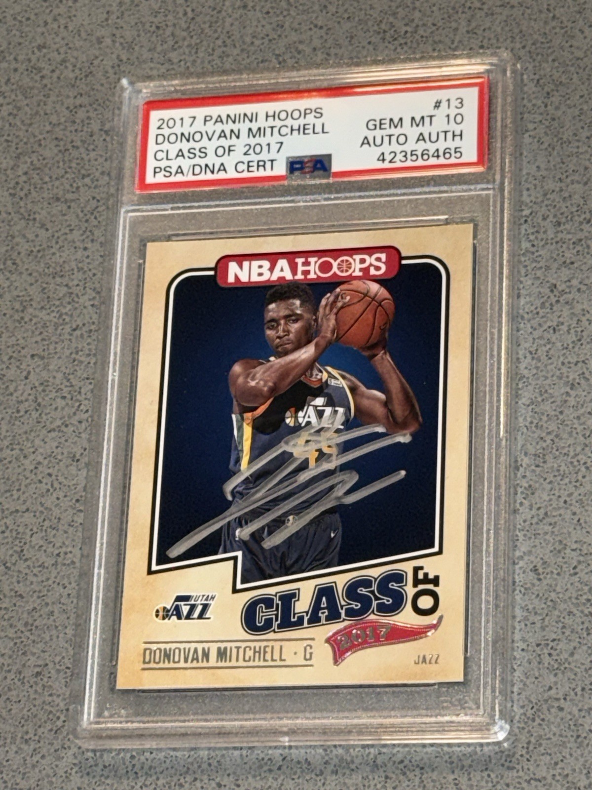 Class of 2017-18 Panini NBA Hoops Donovan Mitchell Signed PSA/DNA Auto (PSA 10)