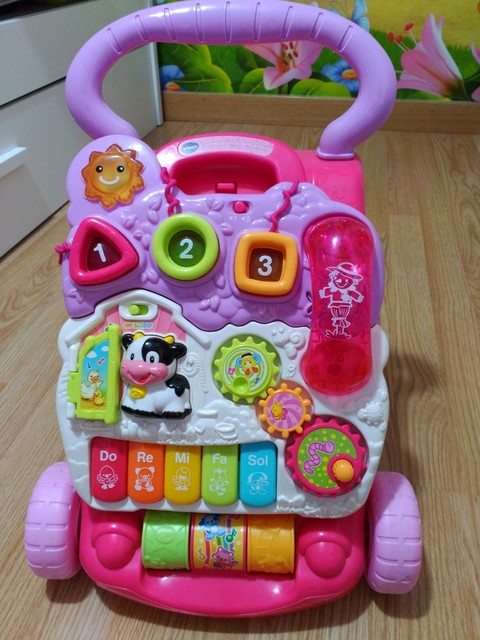 correpasillos bebe vtech