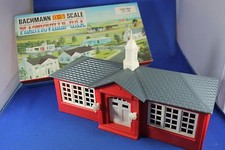 Plasticville - O-O27 - 1914-200 School - Box - Excellent Condition