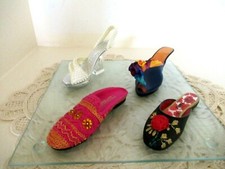( 4 ) JTRS JUST RIGHT SHOE.  RIO, #25094 SEA OF PEARLS, APRES, ROSIE TOES.   