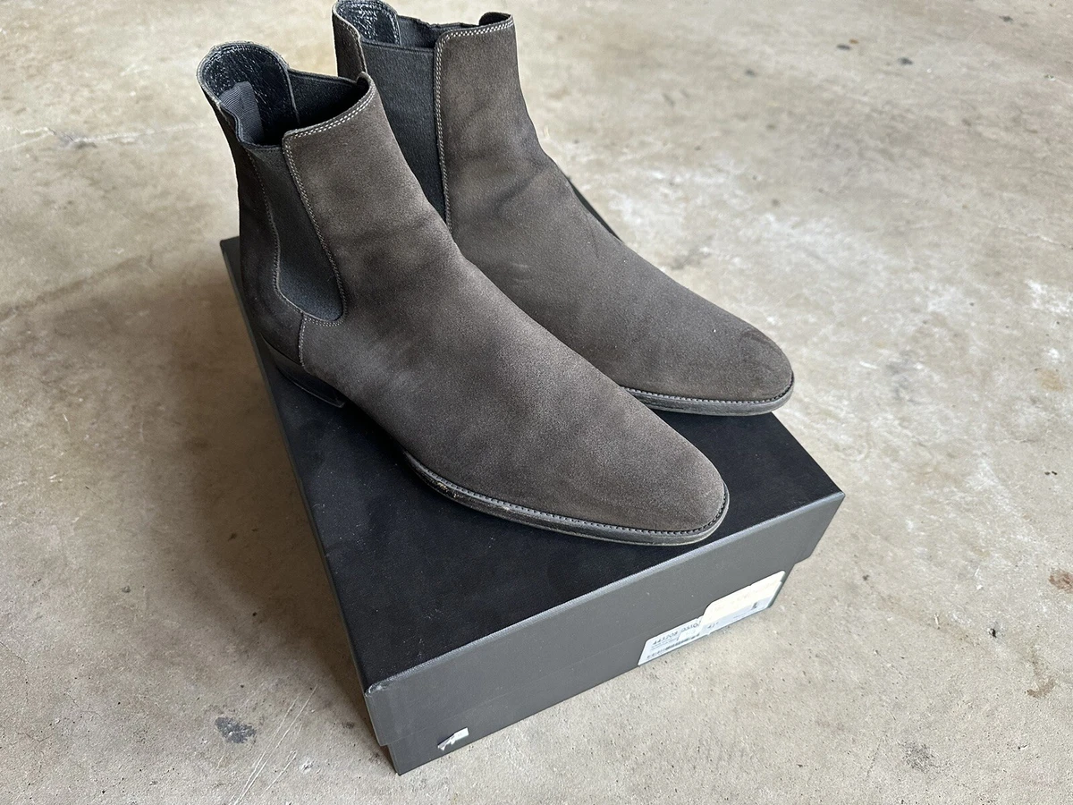 Saint laurent 2025 suede chelsea boots