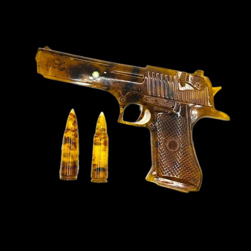 USA Handmade Amber Gun Figurine Souvenir Baltic Amber Home Decor Amber Gift - Picture 3 of 3