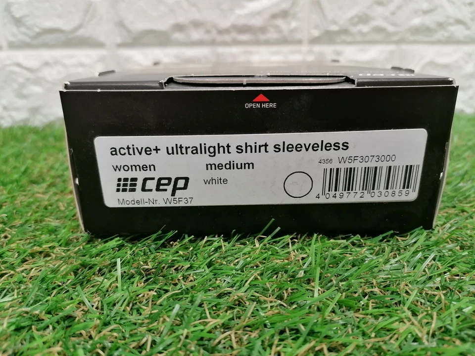 CEP Active Ultralight Shirt Sleeveless  Medium Women's RRP £ 65 White - Image 2 of 3