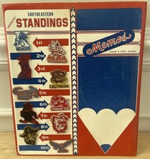 VTG RARE NCAA SOUTHEASTERN CONFERENCE MAGNETIC STANDINGS BOARD WITH 10 MAGNETS