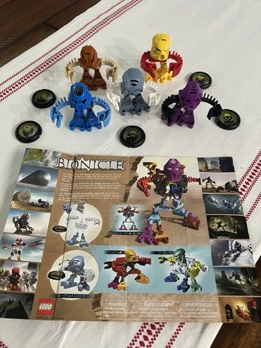 2001 McDonalds Happy Meal LEGO Bionicle Matoran Set with Discs and Insert