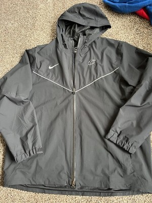 Cleveland Cavaliers Jacket Mens SZ XXL Black Nike Storm Fit Lightweight Full Zip