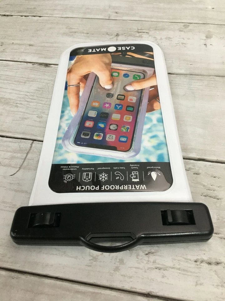 Funda impermeable transparente Case Mate para la mayoría de los teléfonos inteligentes de hasta 6,5" con cordón Foto 3 de 4
