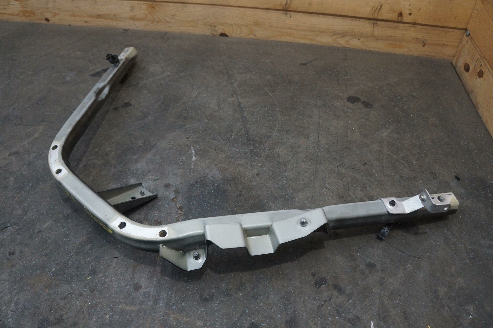 Engine Compartment Internal Diagnal Support Brace 985245130 Ferrari California