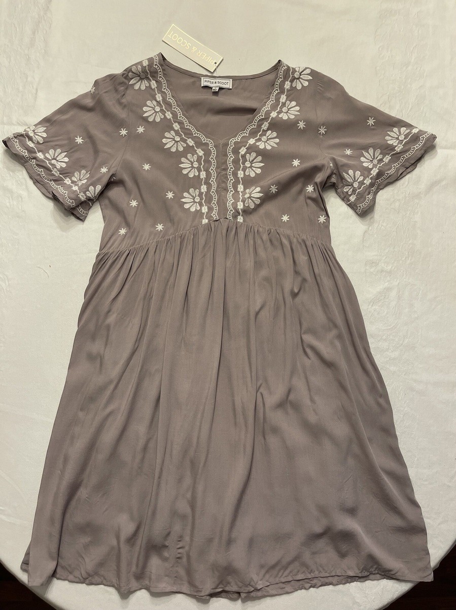 green emerald velvet dress The Nicki Embroidered Midi Dress in Navy  Piper & Scoot