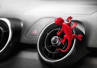 AUDI fragranza rosso Gecko Deodorante Dispenser Aromatico Profumo Fresco  Quattro | eBay