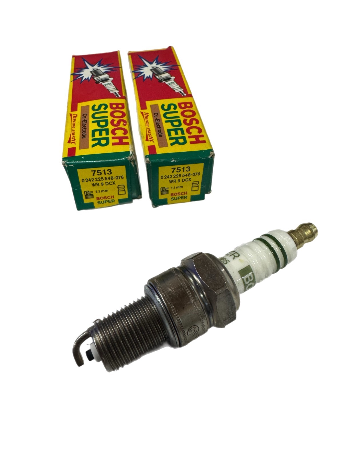 Bosch Super Cr-Elektrode Spark Plug 7513  Lot of 2