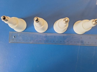 4 - LH0844 Converts E11 mini-candelabra socket to an E26/E27 medium base socket