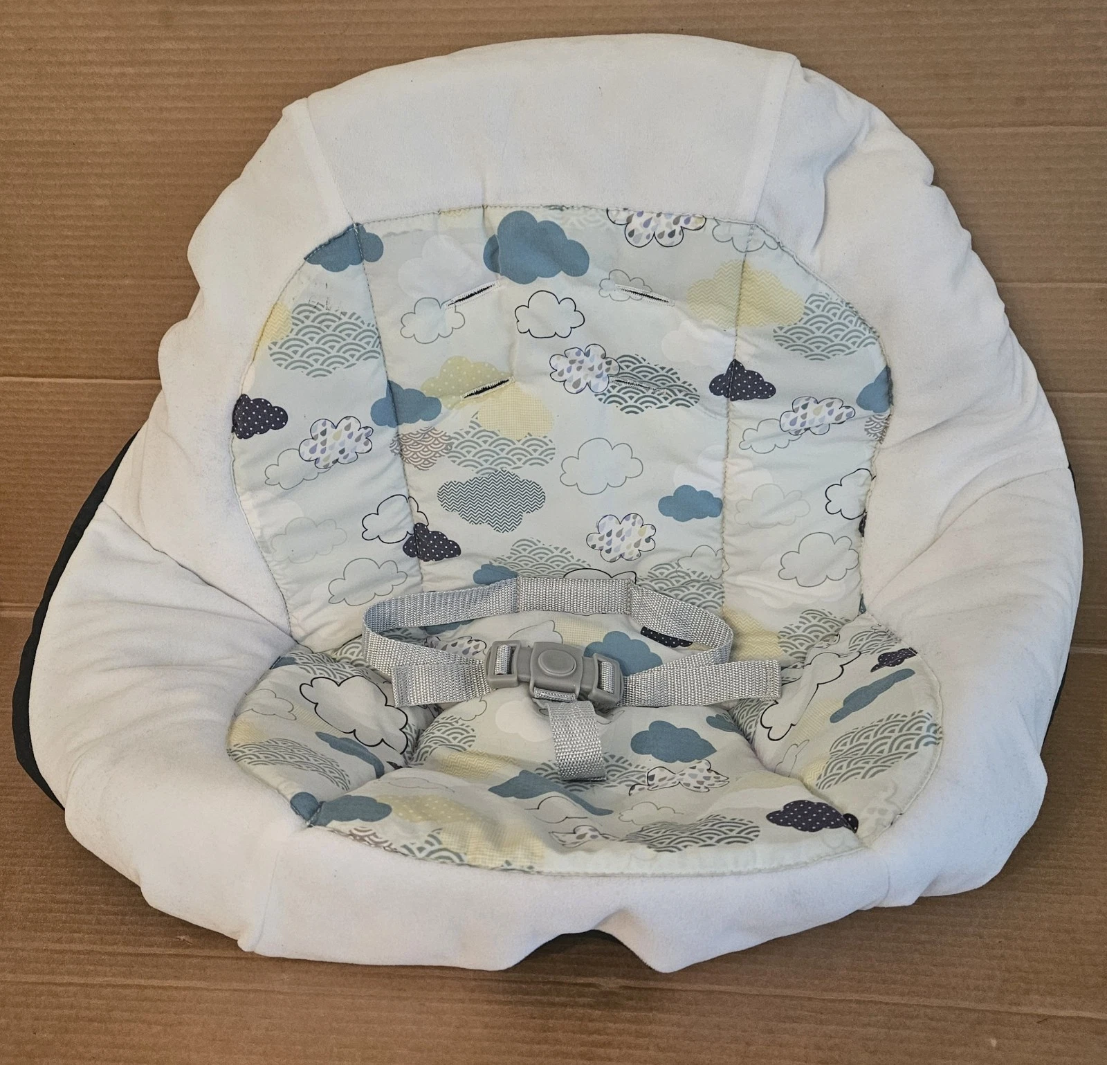 Graco Simple Sway Stratus Swing Replacement Seat Cover w/Waist + Crotch Straps
Opens in a new window