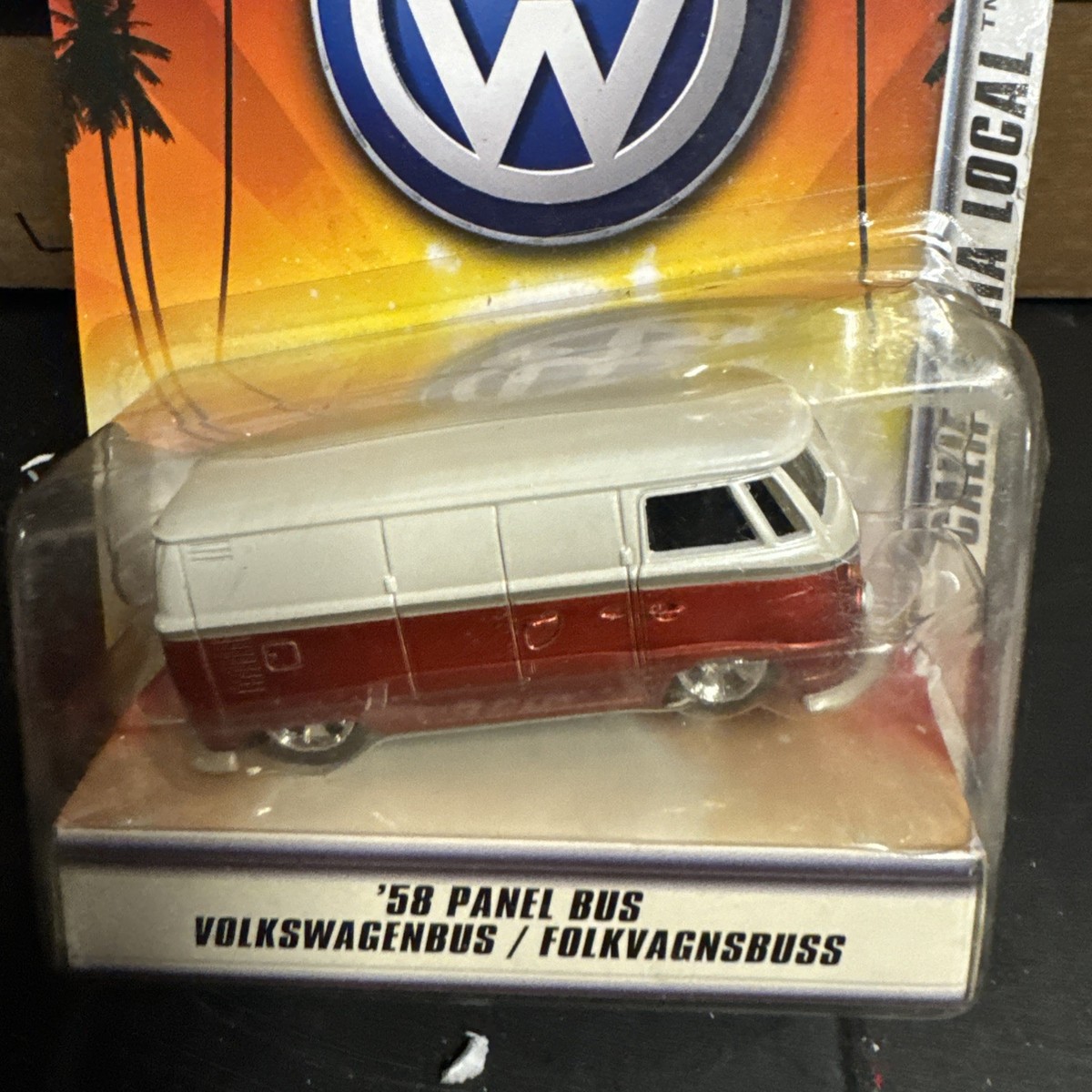 Hot Wheels 1/50 scale '58 Volkswagen Panel Bus California Local