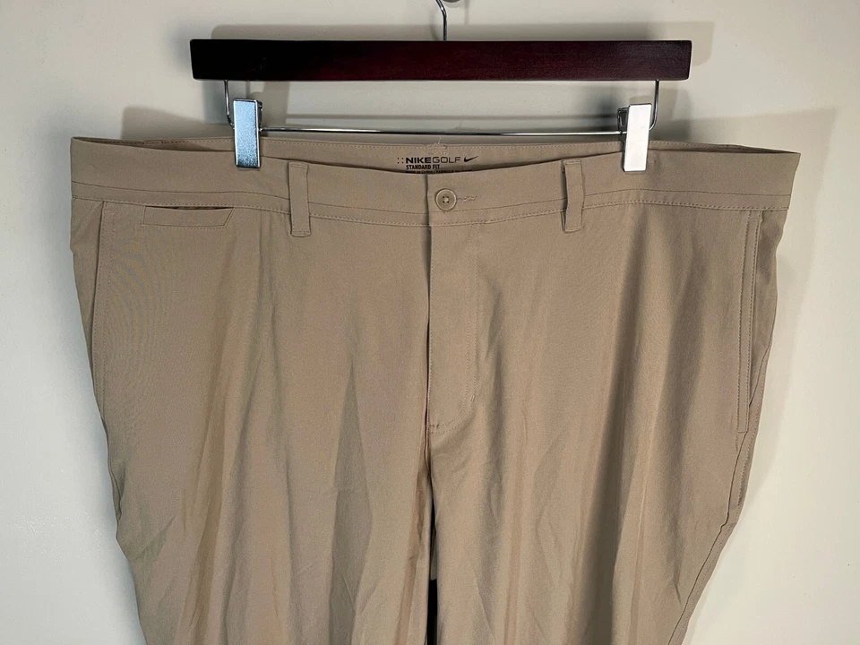 Pantalones Nike Golf Para Hombre Tostado Sólido Caqui Rendimiento Ajuste Estándar 40 x 30 Usados en Excelente Condición Foto 4 de 4