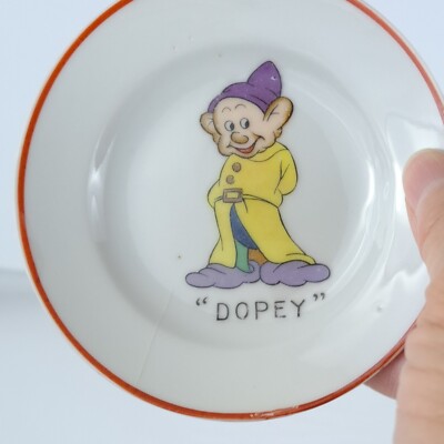 Disney Snow White & Seven Dwarfs Child's Tea Set Vintage 1937