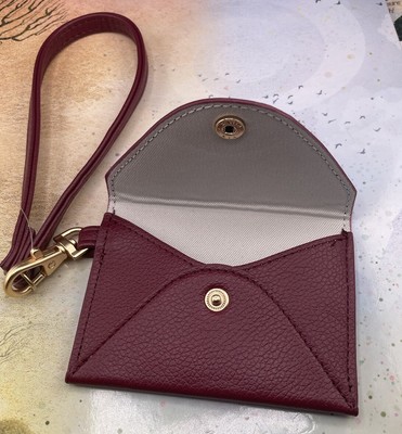 Thirty One Wristlet CARD POUCH In MULBERRY SMOOTH PEBBLE Stocking Stuffer