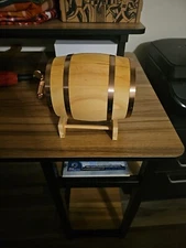 MINI WHISKEY WOOD BARREL 27 FL OZ , HERITAGE COLLECTIONS BARREL ONLY 6.5” Long