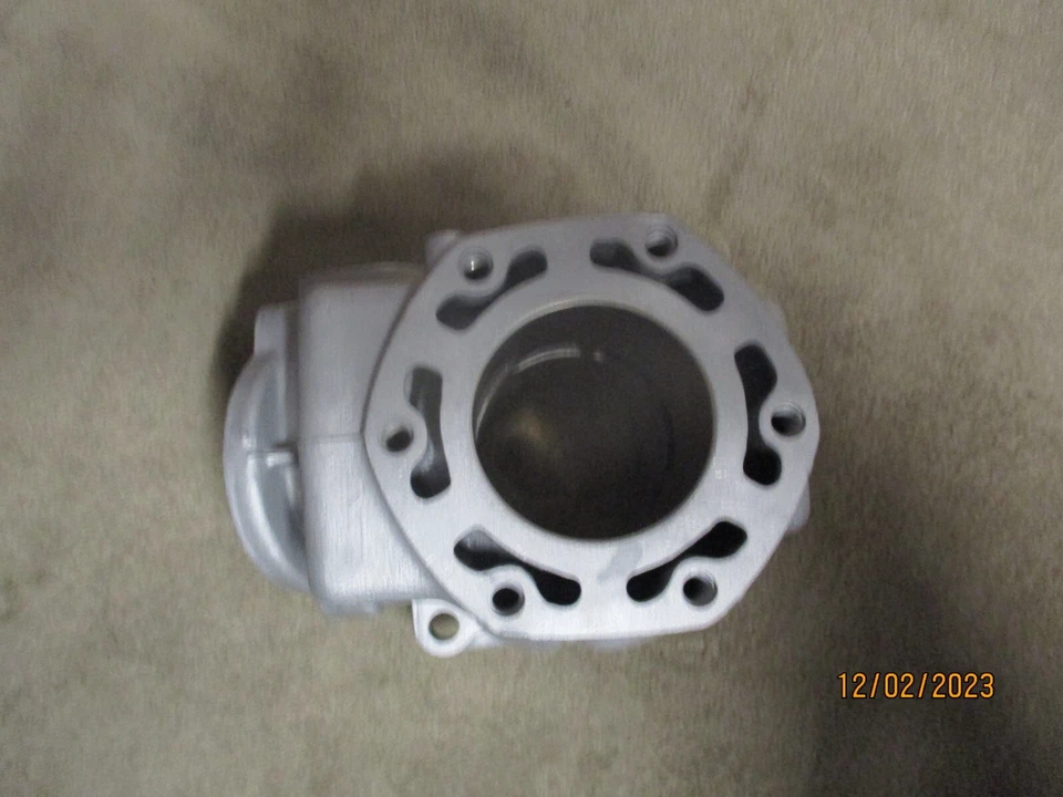 cylindre revasil , nikasil neuf pour HONDA 125 NSR réf 1210A-KY4-901 / 235 A - Photo 2/4